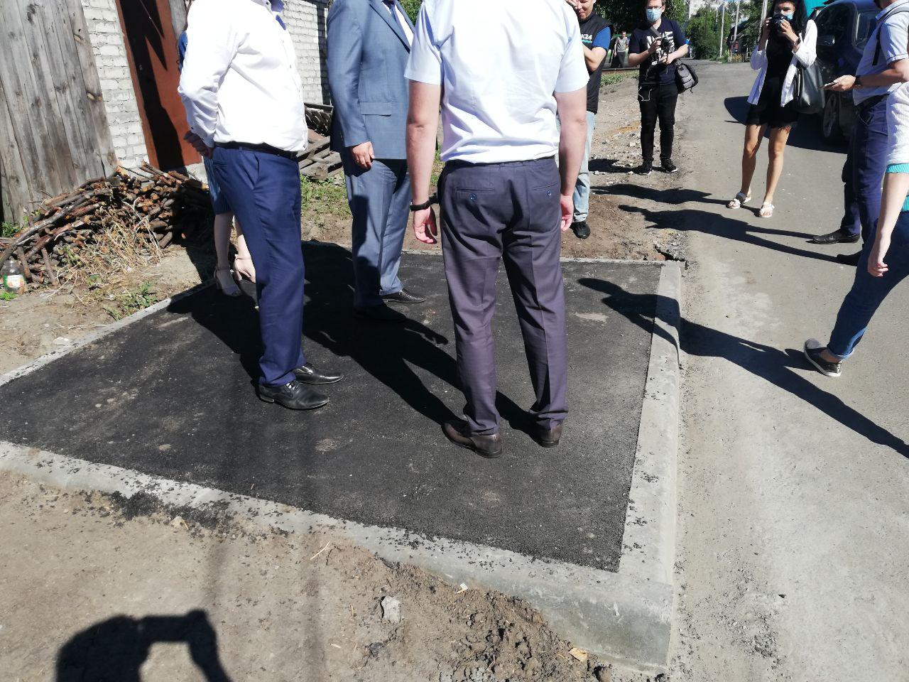 "А потом над нами издеваются". Глава Минтранса ужаснулся ремонту дорог в Барнауле